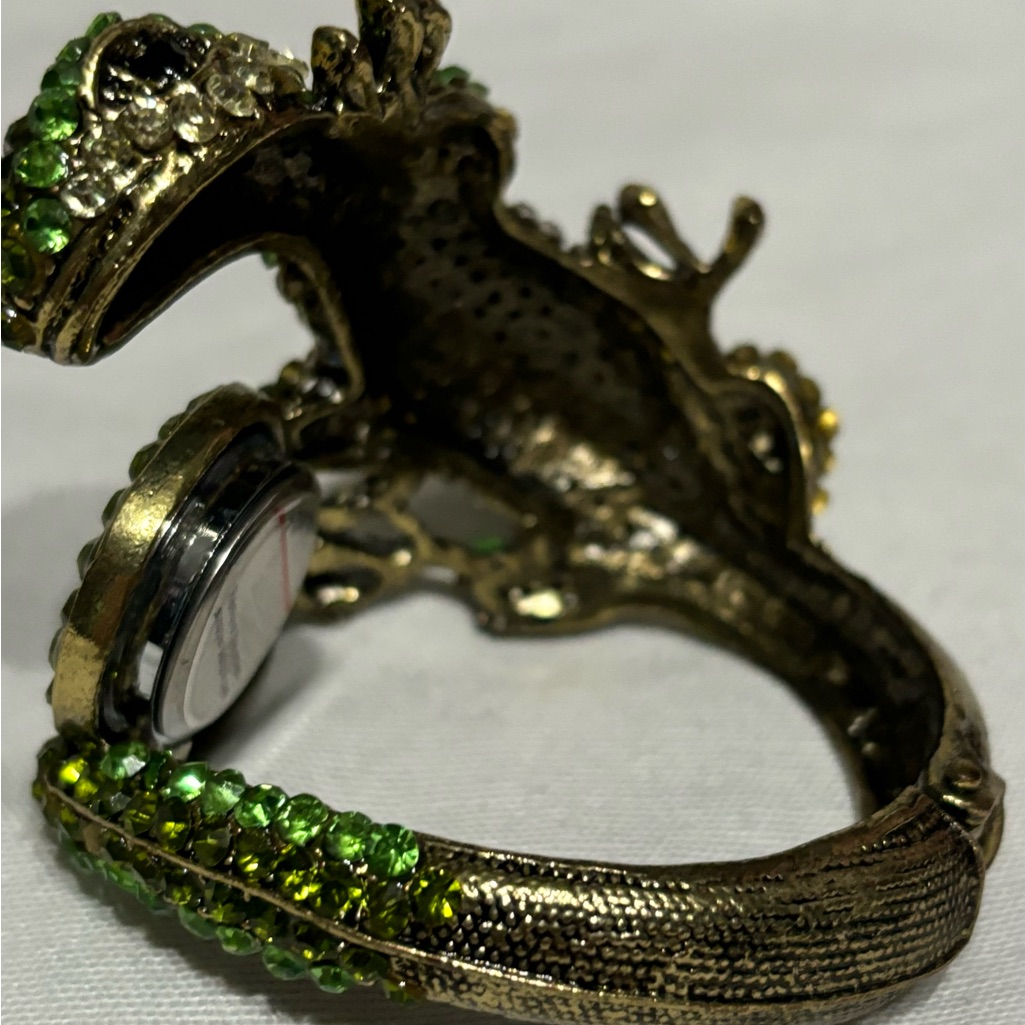 Green And Gold Gecko Watch